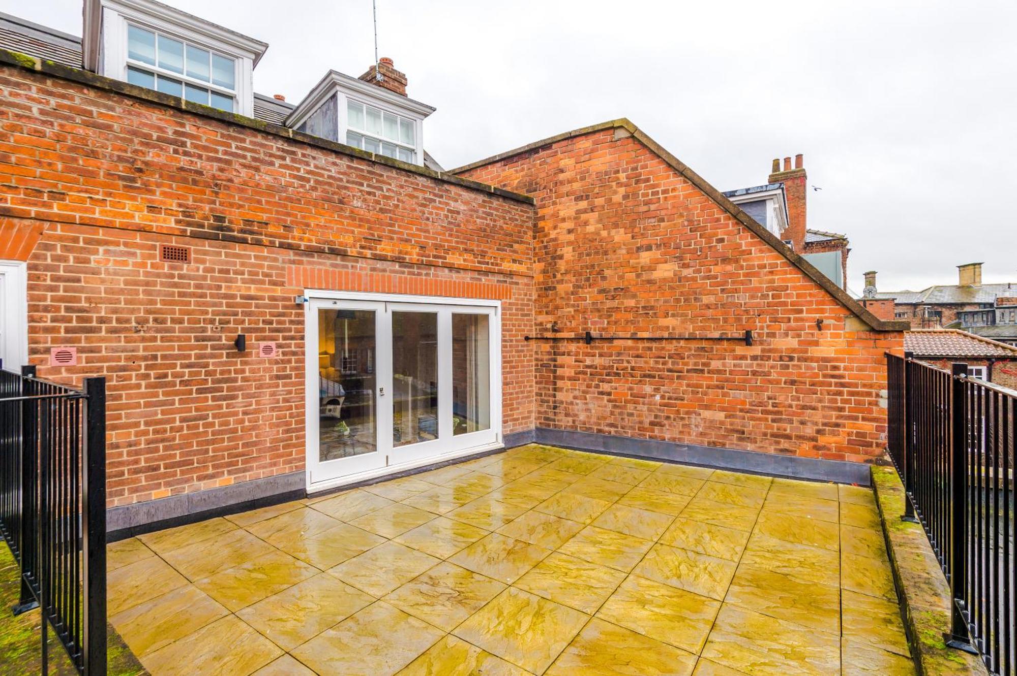 Modern Central Abode - Roof Terrace